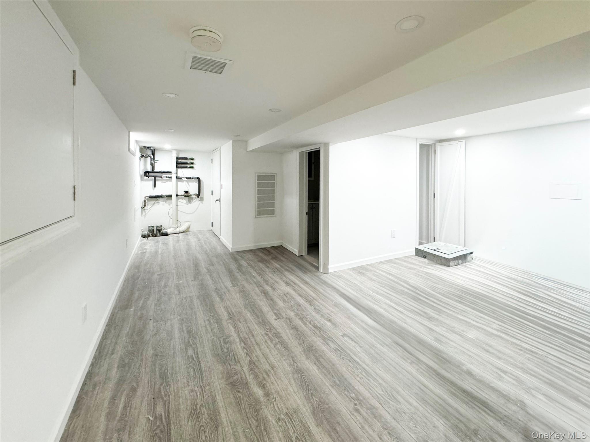 #15 photo, 5841 84th Street, クイーンズ区 Middle Village , NY 11379