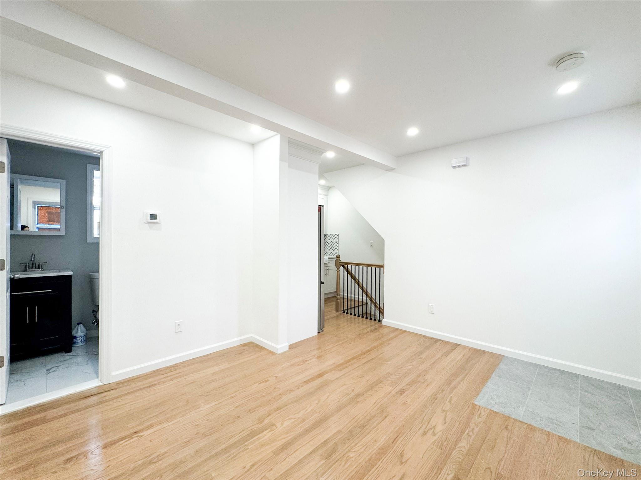 #7 photo, 5841 84th Street, クイーンズ区 Middle Village , NY 11379