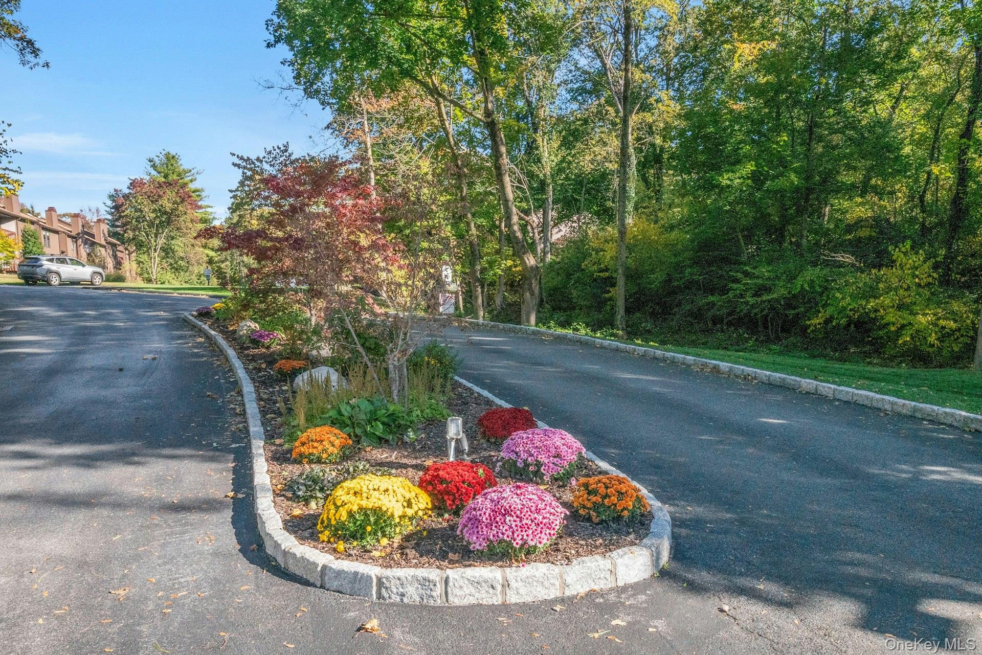 #2 photo, 112 Woods Brooke Circle, Ossining , NY 10562