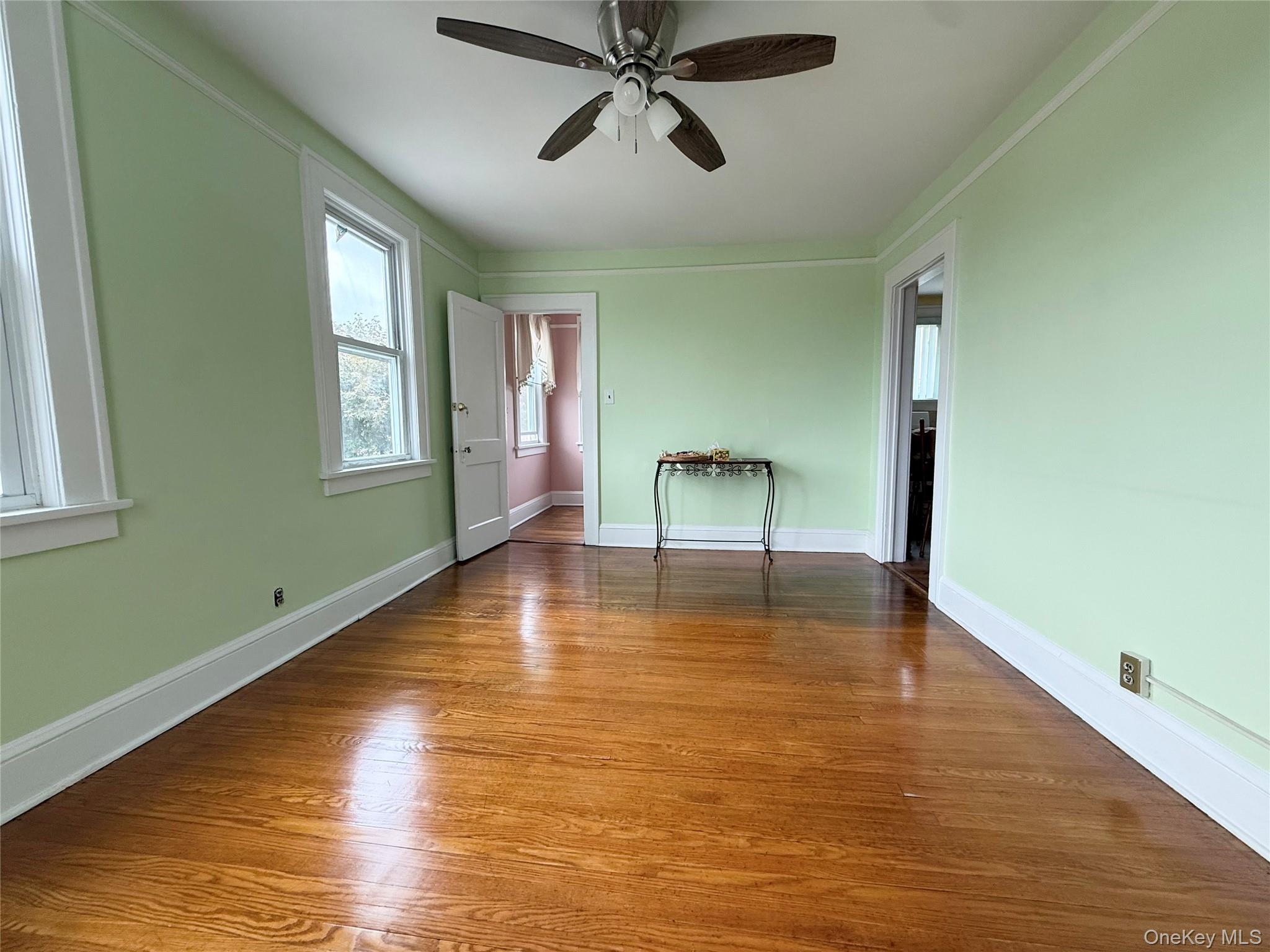 #4 photo, 46 Dunston Avenue, Yonkers , NY 10701