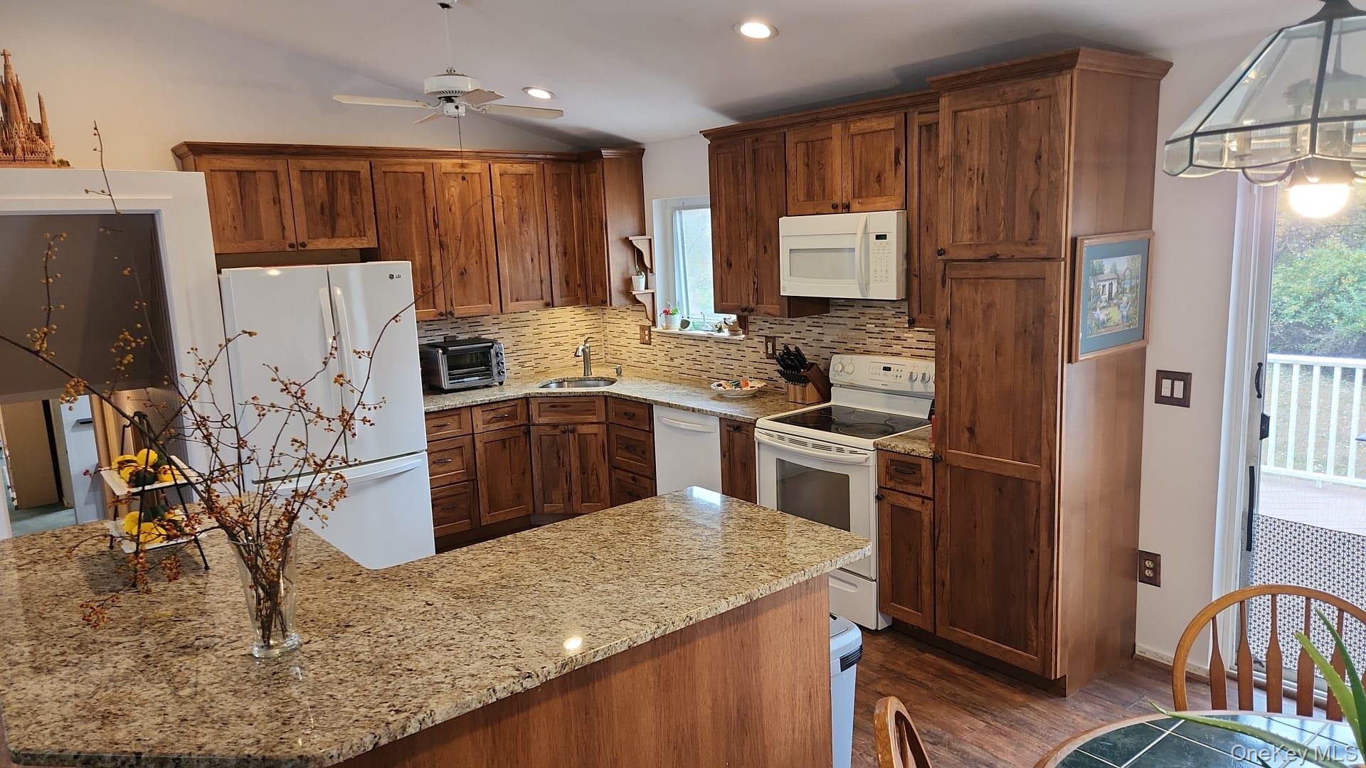 #3 photo, 23 Lexington Drive, Newburgh , NY 12550