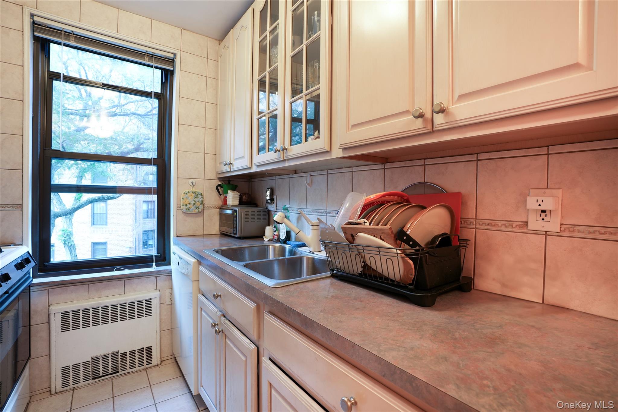 #8 photo, 83-85 Woodhaven Boulevard, クイーンズ区 Woodhaven , NY 11421