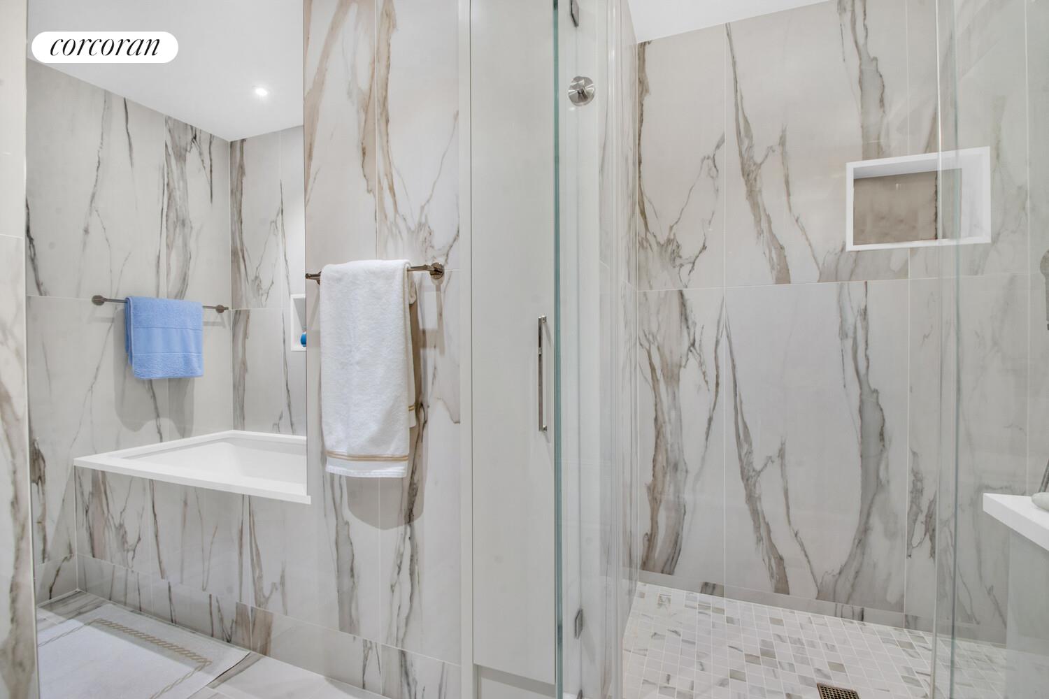 #10 photo, 241 E 76TH Street, マンハッタン Lenox Hill , NY 10021