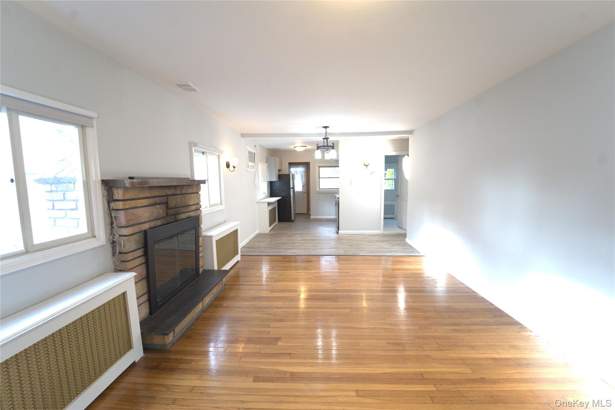 #10 photo, 1825 Alice Street, ナッソー郡 Merrick , NY 11566