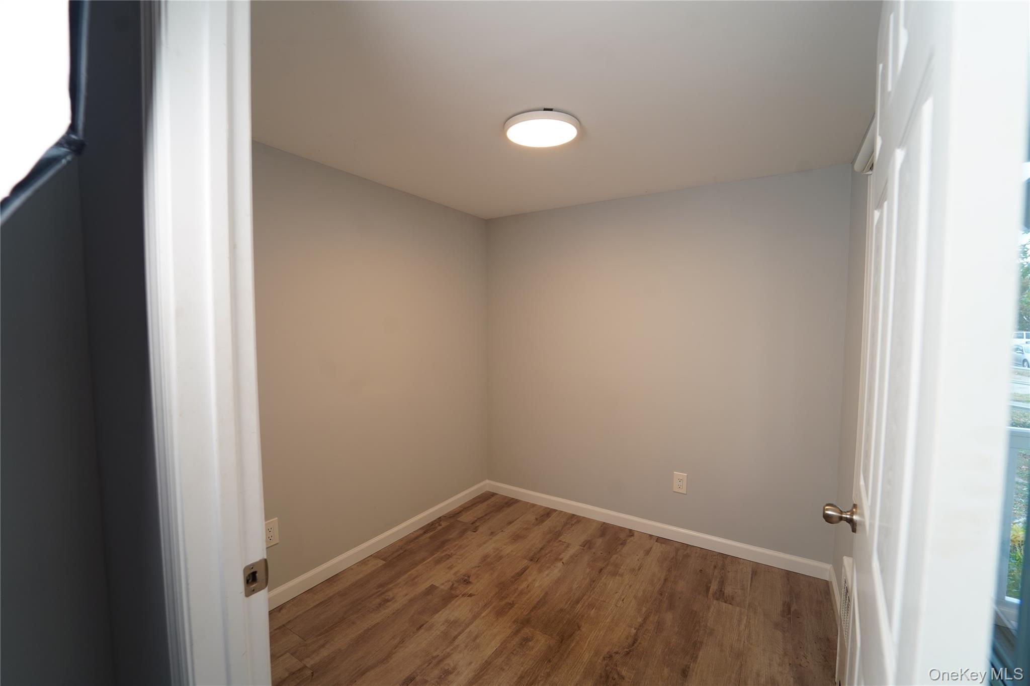 #18 photo, 1825 Alice Street, ナッソー郡 Merrick , NY 11566