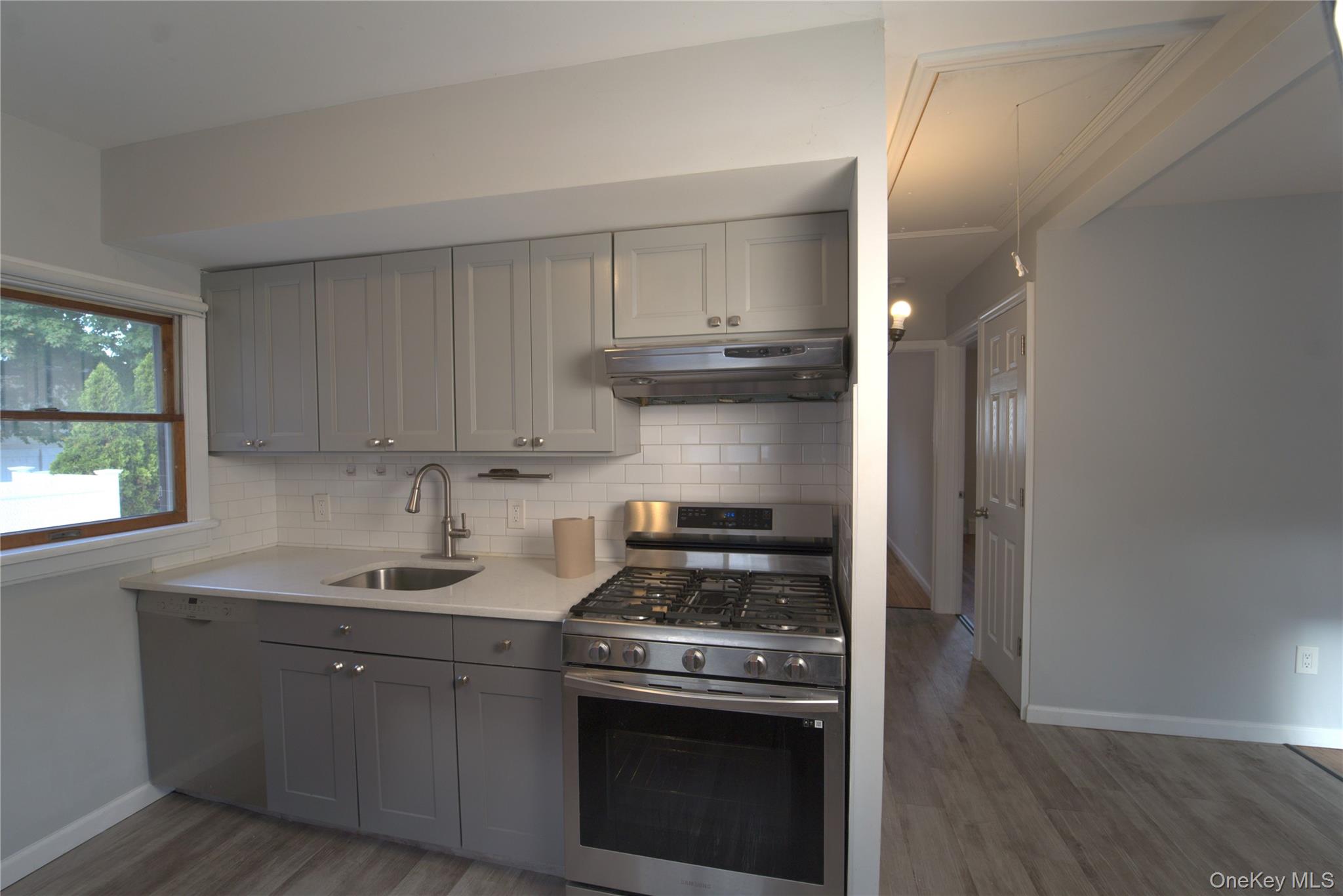 #3 photo, 1825 Alice Street, ナッソー郡 Merrick , NY 11566