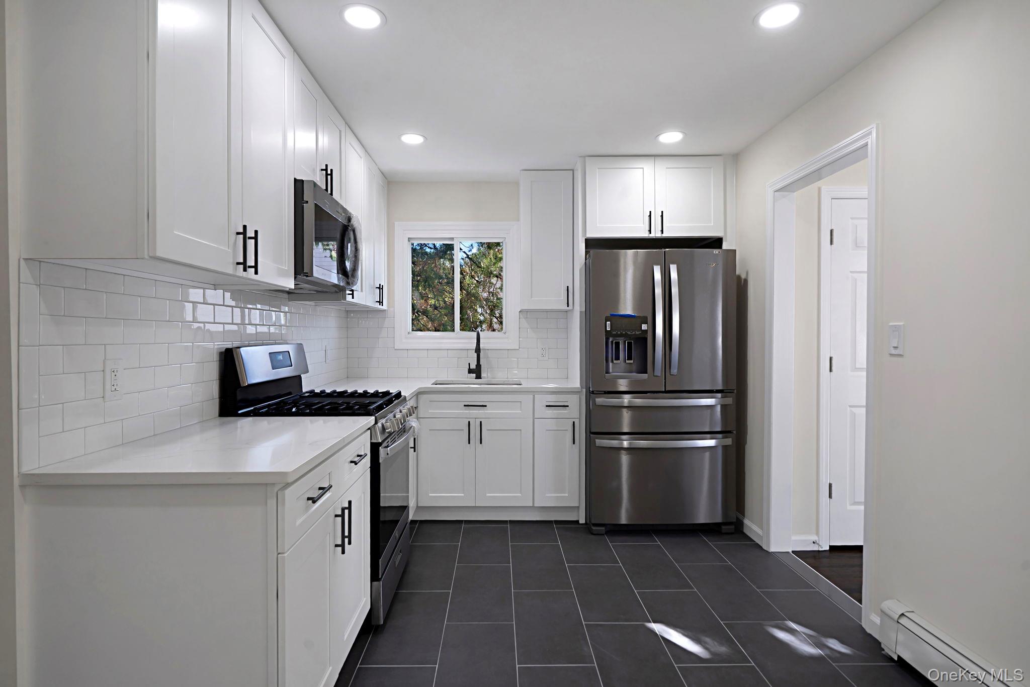 #14 photo, 184 Wellesley Street, ナッソー郡 Hempstead , NY 11550