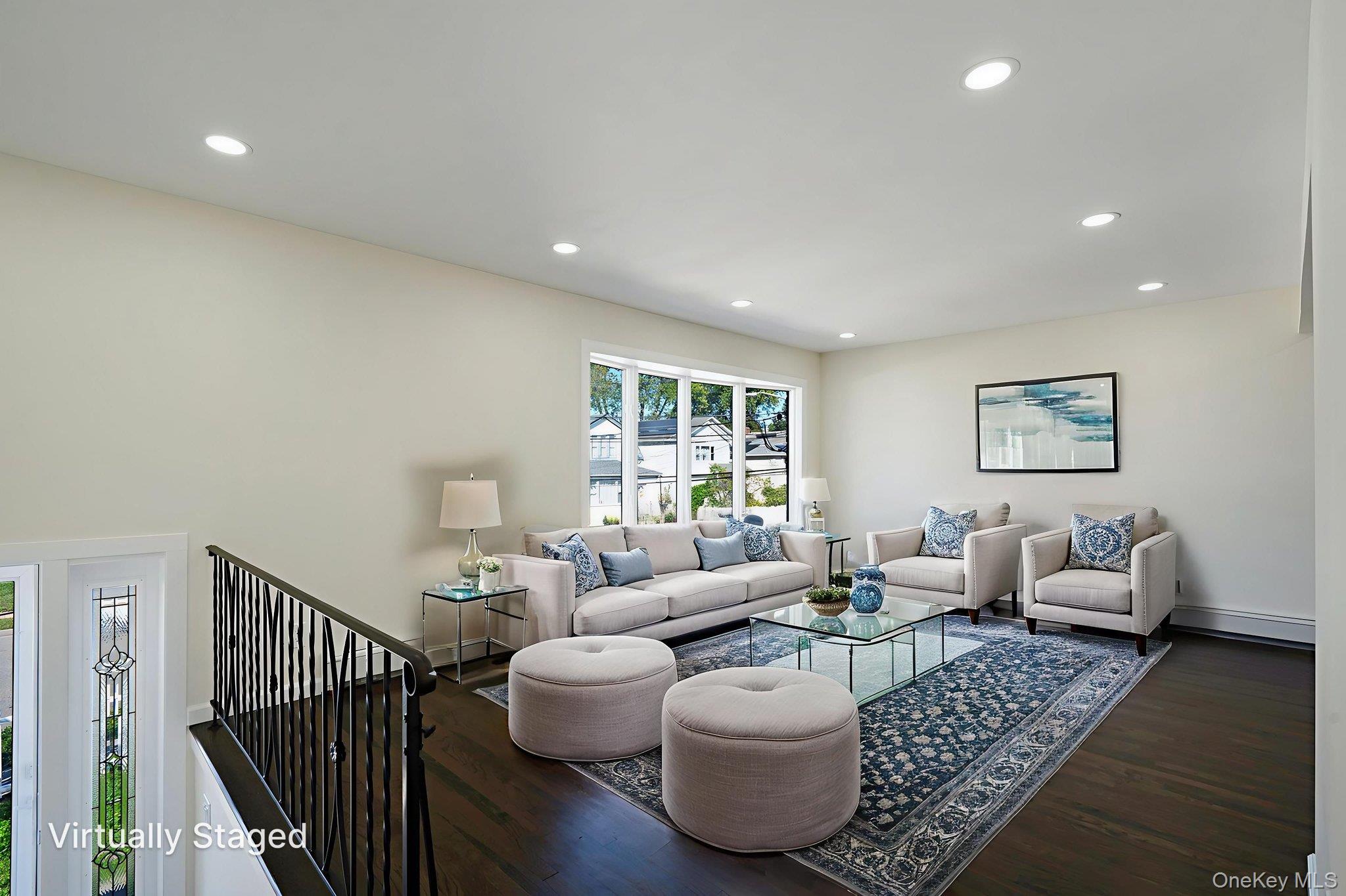 #3 photo, 184 Wellesley Street, ナッソー郡 Hempstead , NY 11550