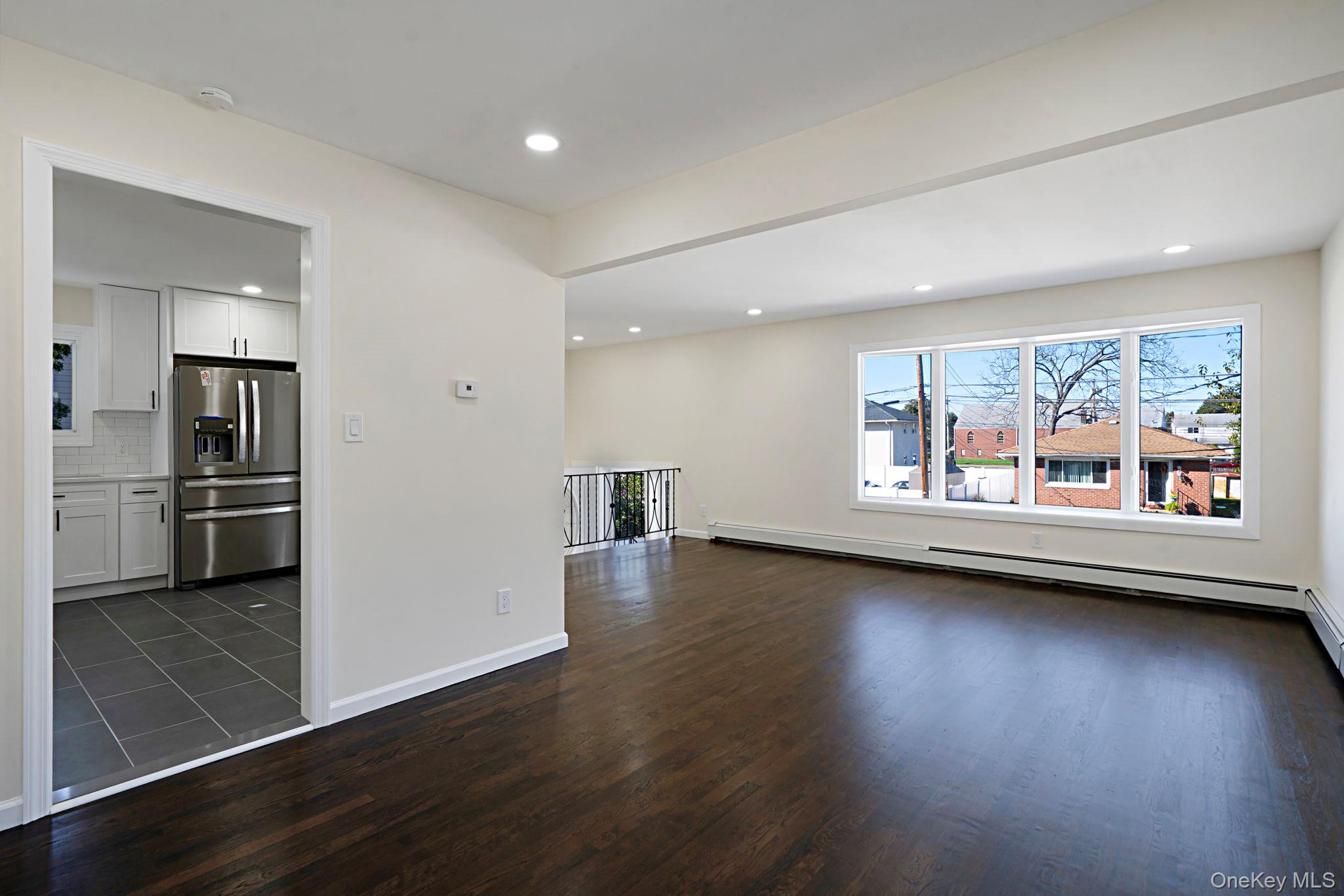 #5 photo, 184 Wellesley Street, ナッソー郡 Hempstead , NY 11550