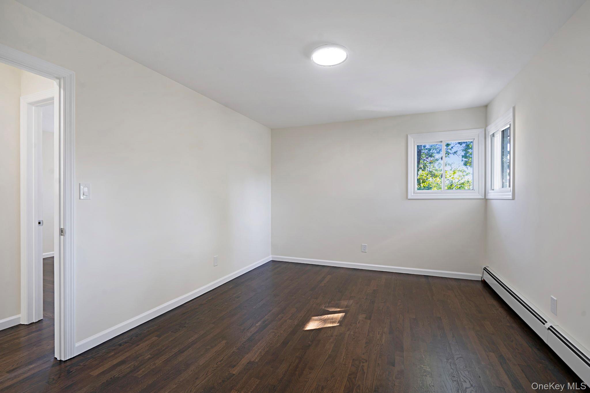 #8 photo, 184 Wellesley Street, ナッソー郡 Hempstead , NY 11550