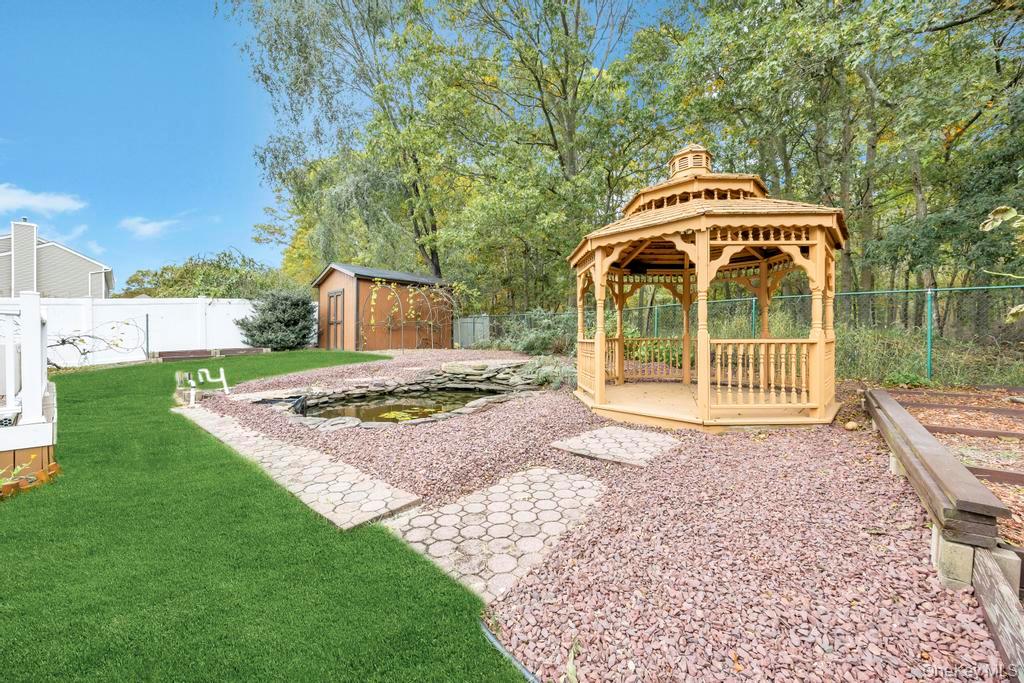 #12 photo, 47 Evelyn Court, サフォーク郡 Manorville , NY 11949