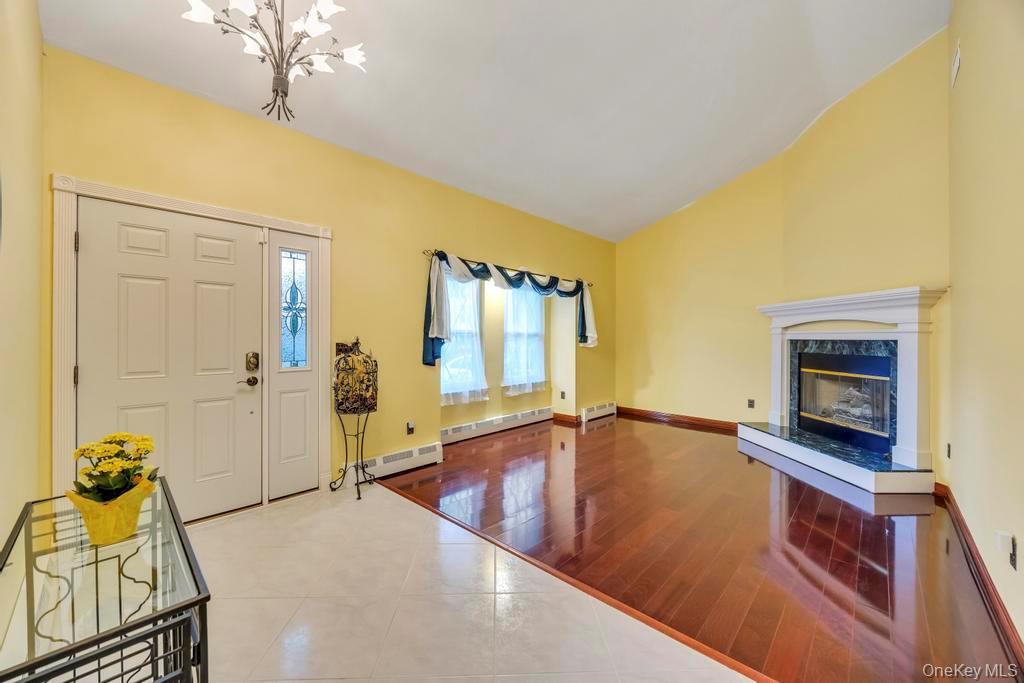 #13 photo, 47 Evelyn Court, サフォーク郡 Manorville , NY 11949