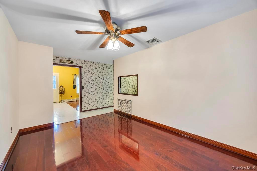 #17 photo, 47 Evelyn Court, サフォーク郡 Manorville , NY 11949