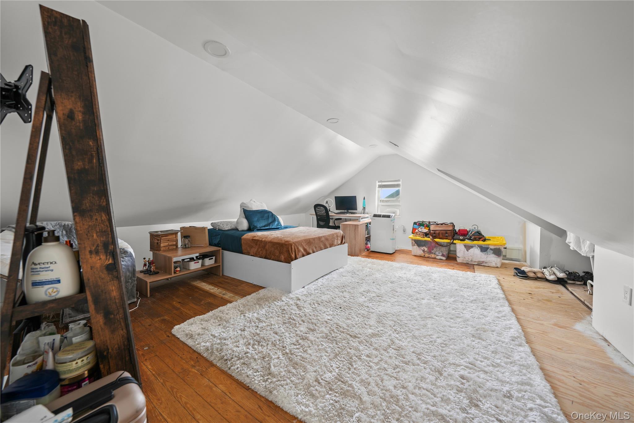 #12 photo, 163-37 15 Drive, クイーンズ区 Beechhurst , NY 11357