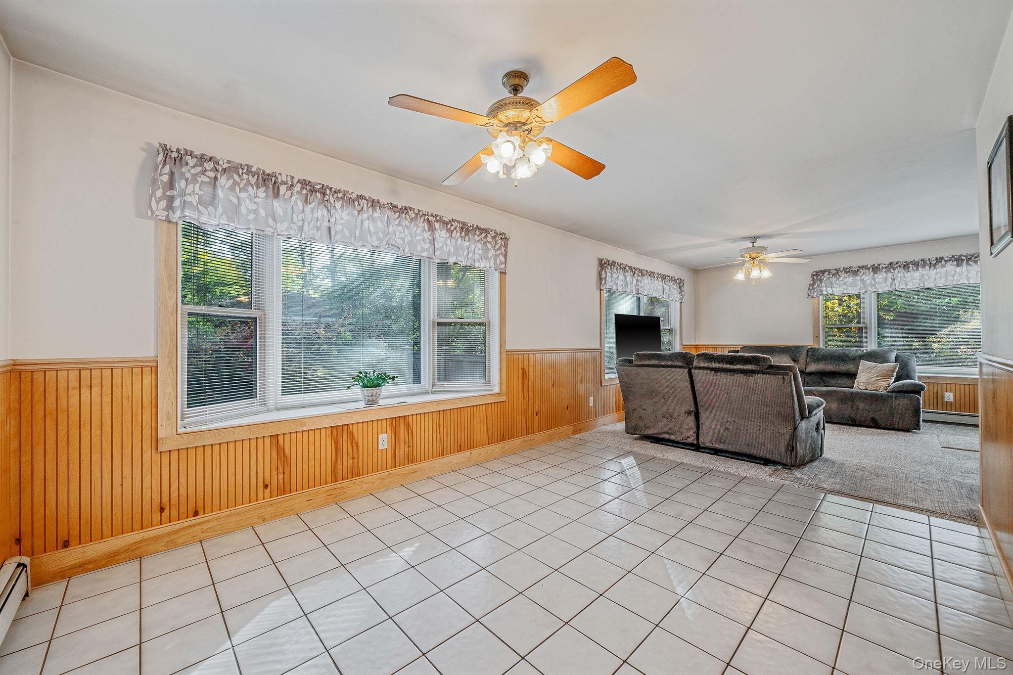 #8 photo, 484 Brookhaven Avenue, サフォーク郡 Riverhead , NY 11901