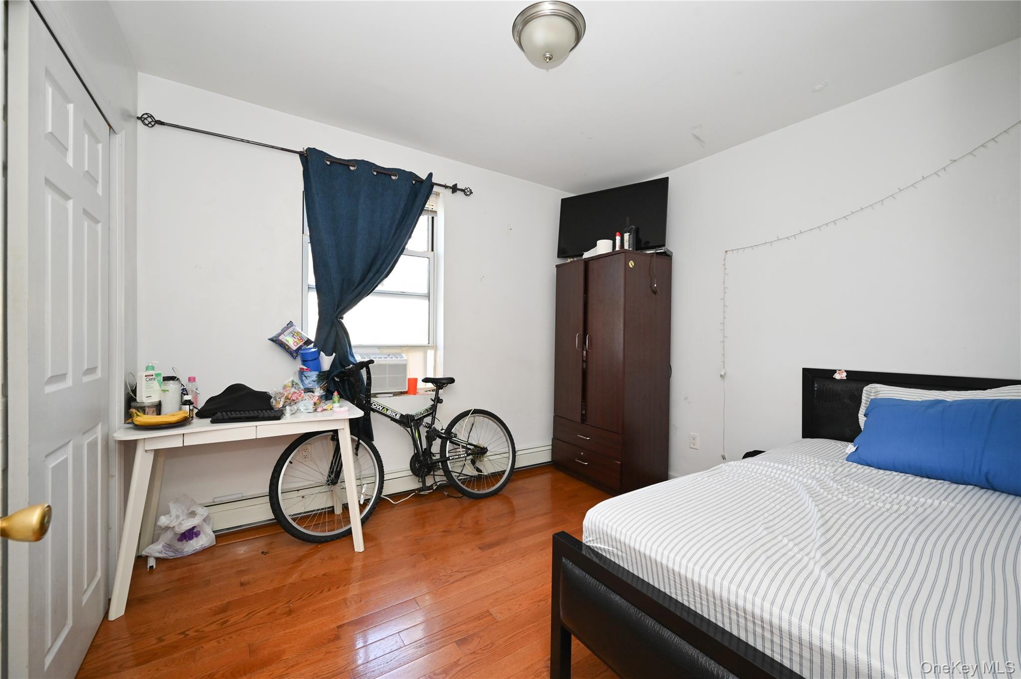 #13 photo, 4902 99th Street, クイーンズ区 Corona , NY 11368