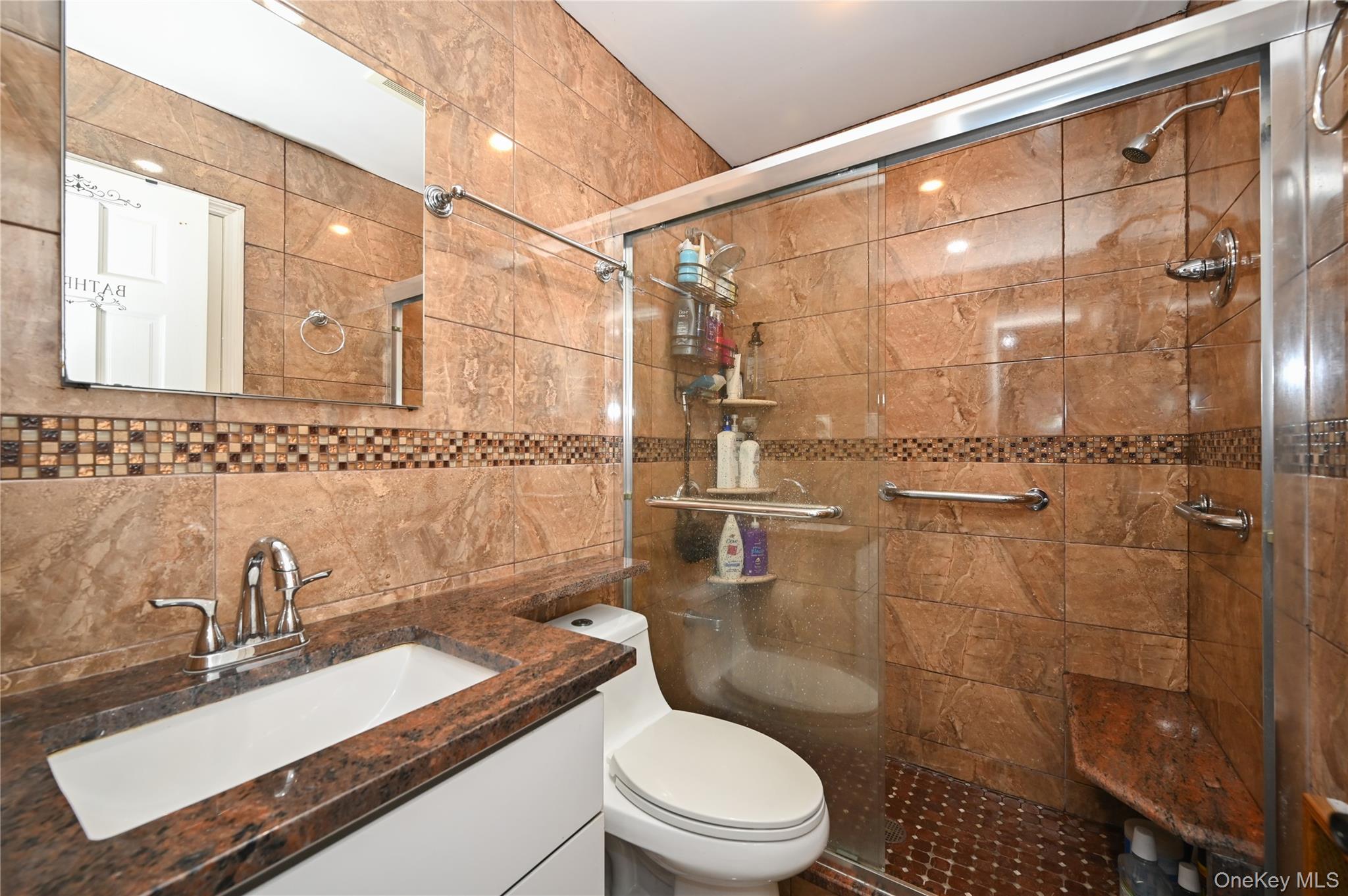 #9 photo, 4902 99th Street, クイーンズ区 Corona , NY 11368