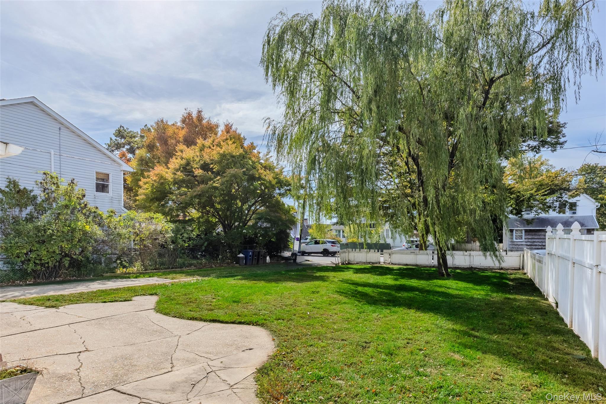 #17 photo, 136 N Delaware Avenue, サフォーク郡 Lindenhurst , NY 11757