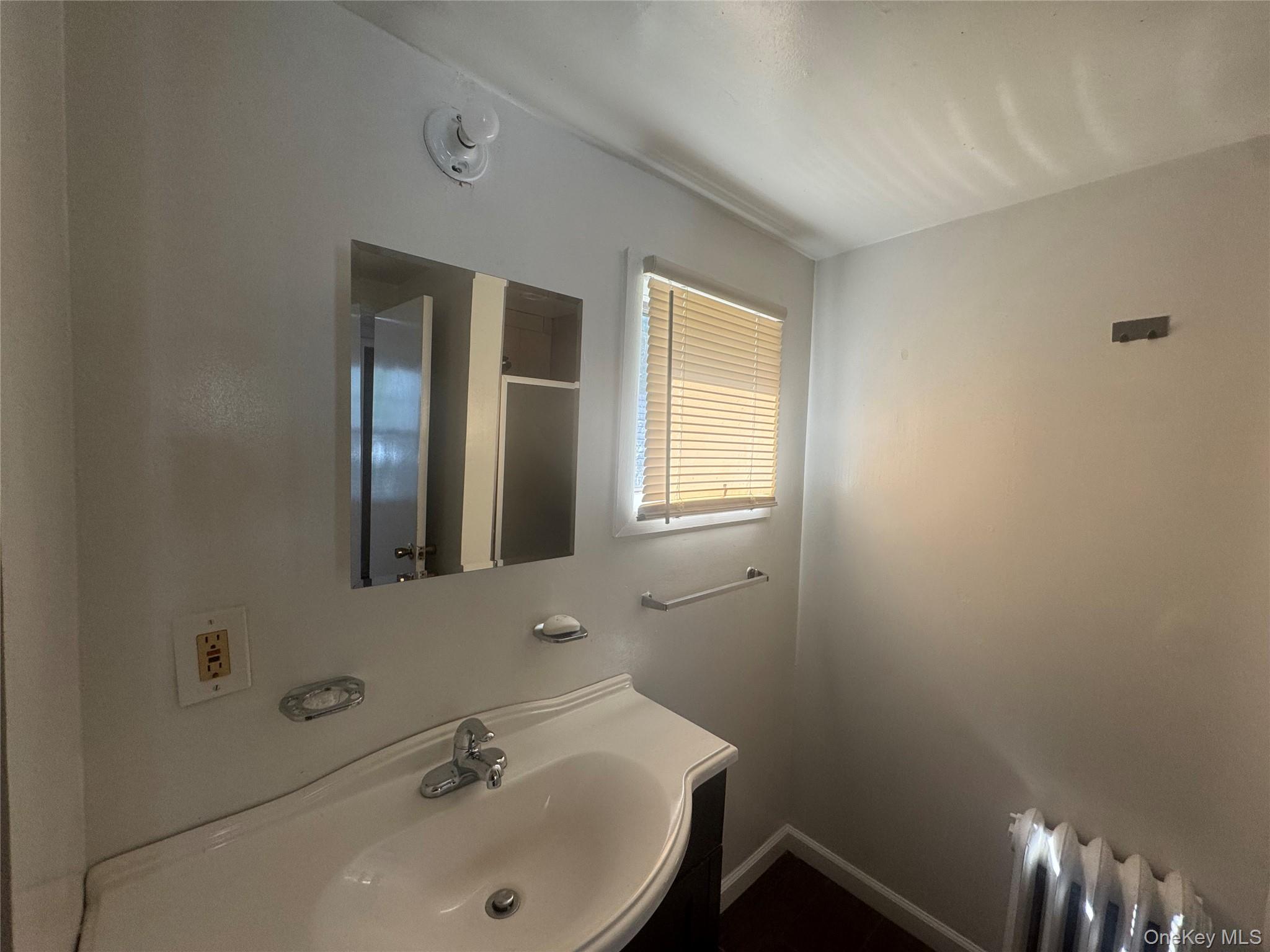 #6 photo, 725 Park Avenue, サフォーク郡 Huntington , NY 11743