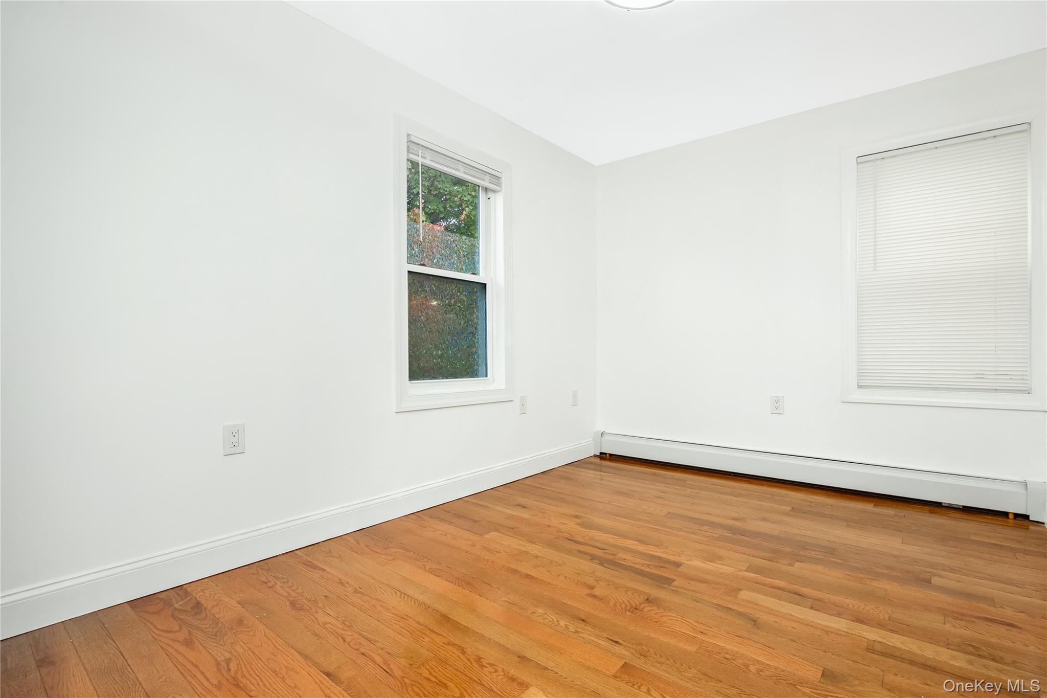 #10 photo, 8933 Moline Street, クイーンズ区 Queens Village , NY 11428