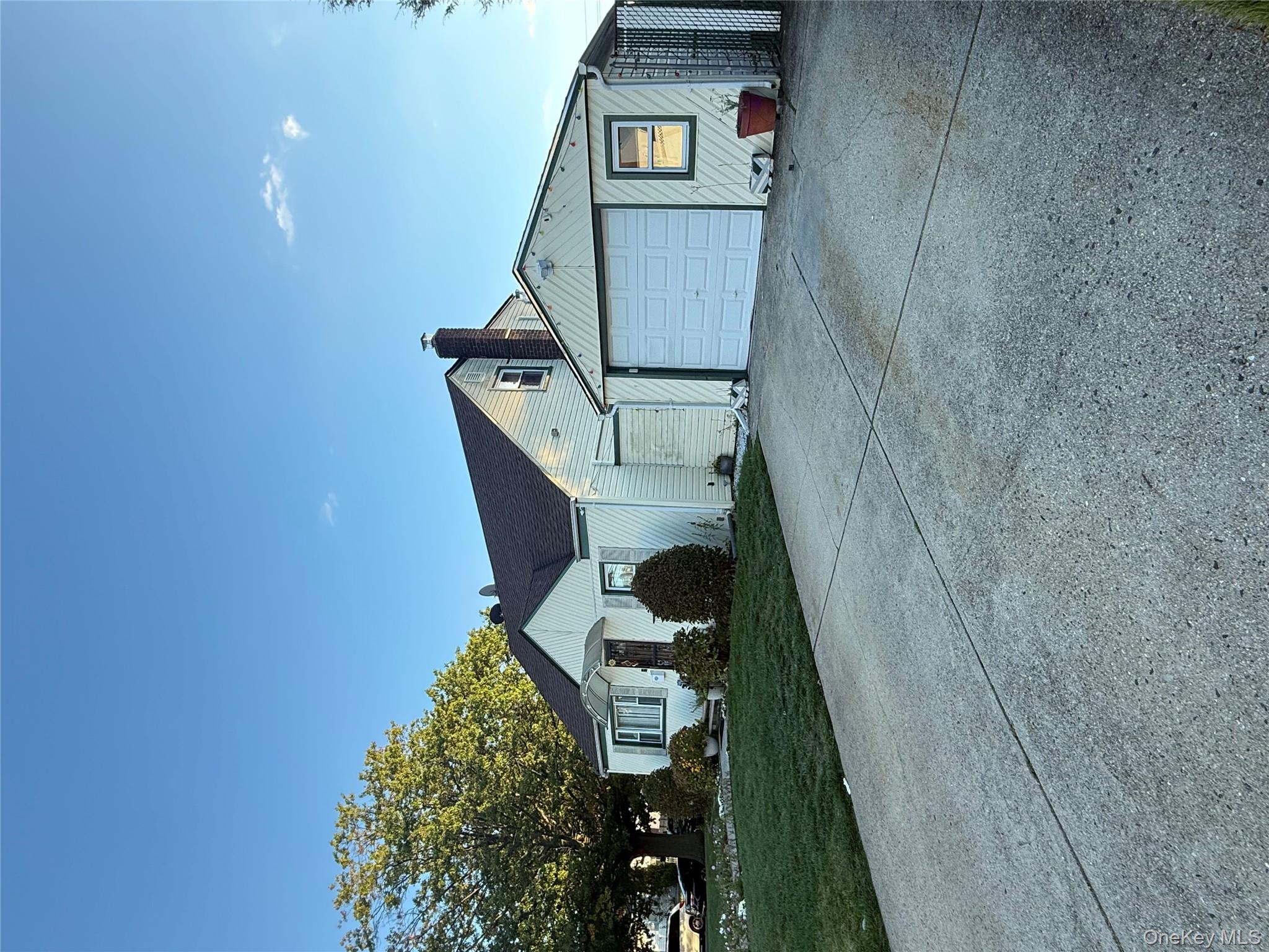 #1 photo, 1915 Franklin Road, ナッソー郡 Valley Stream , NY 11580