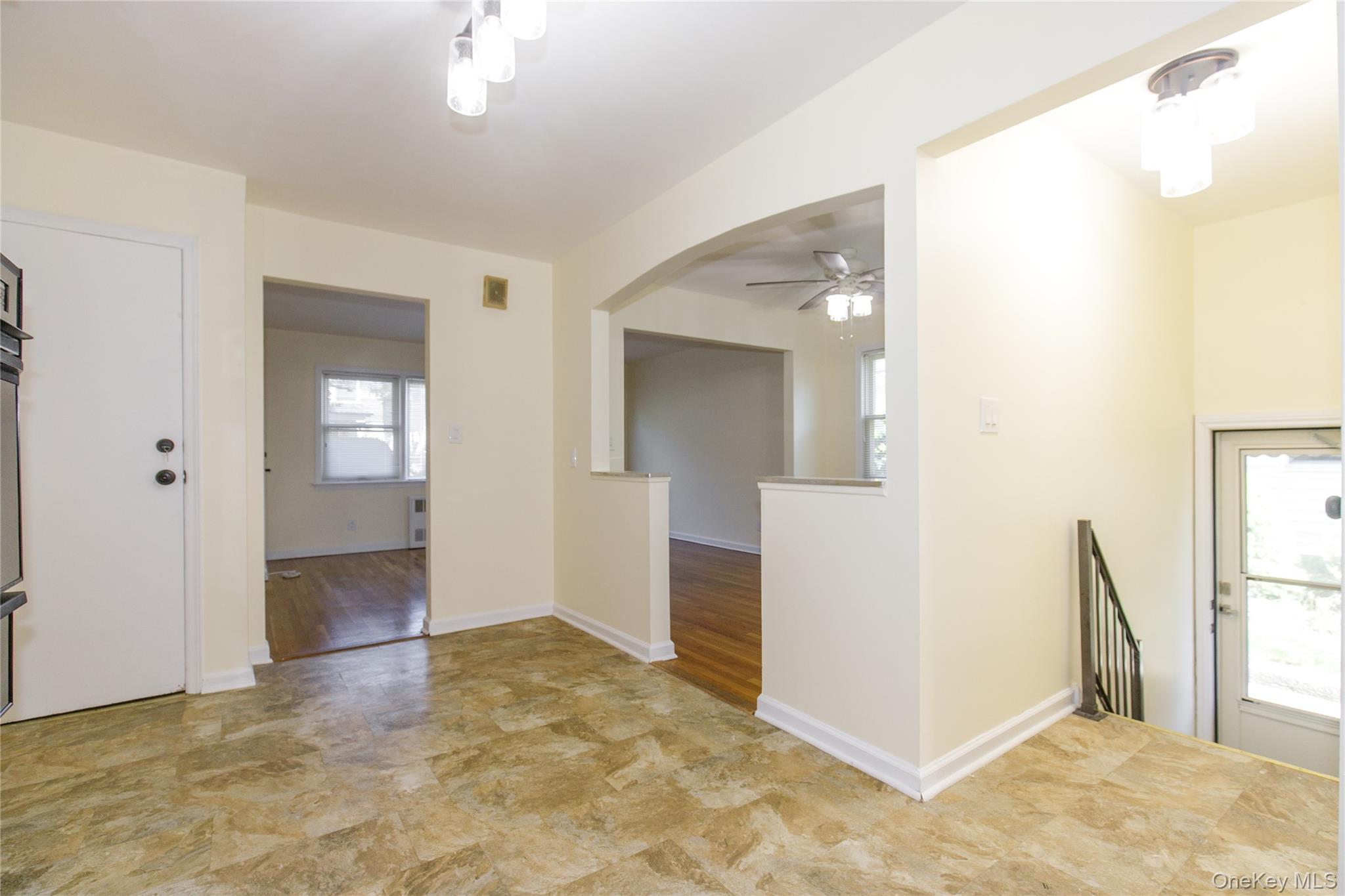 #10 photo, 22114 Fairbury Avenue, クイーンズ区 Queens Village , NY 11428