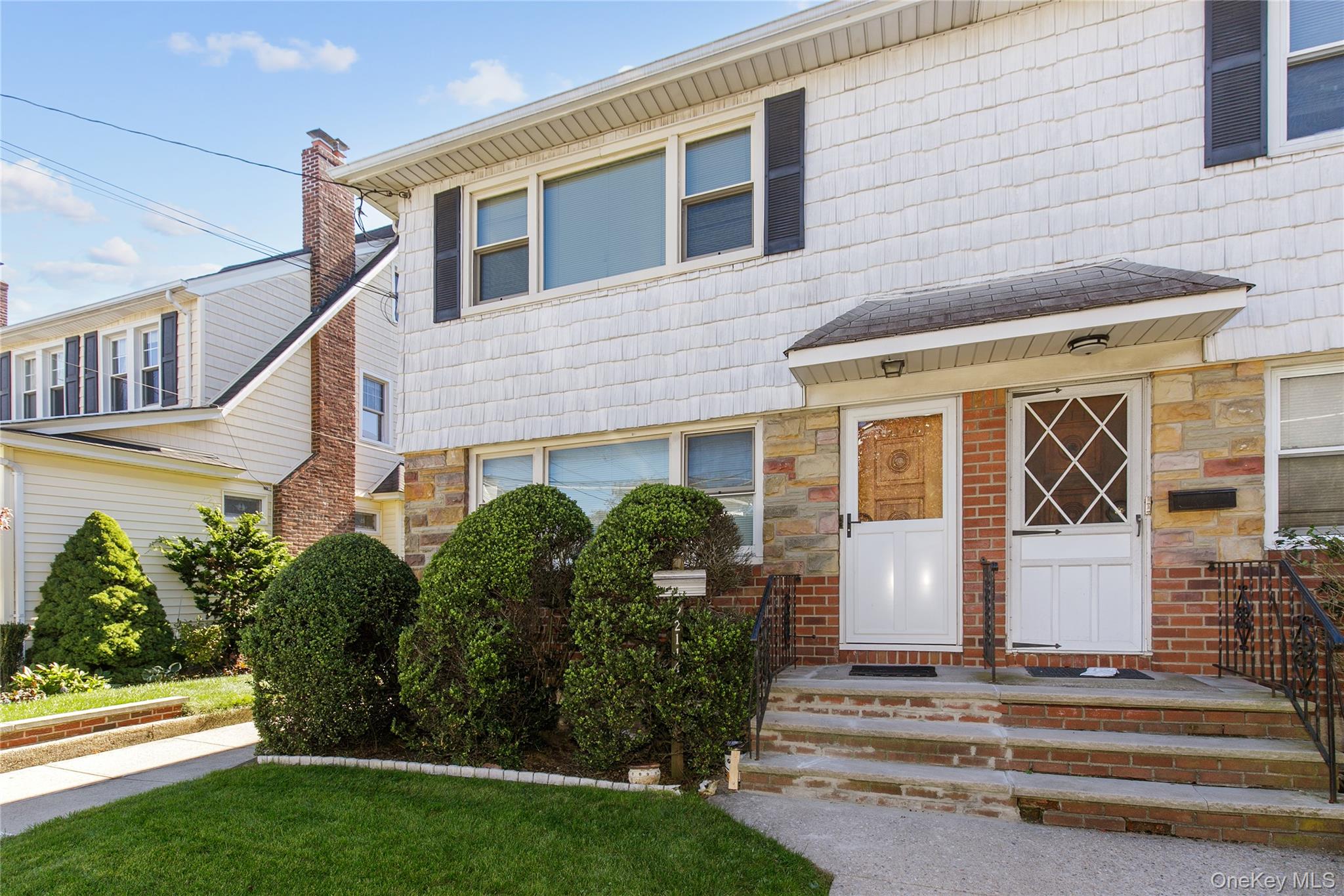 #2 photo, 22114 Fairbury Avenue, クイーンズ区 Queens Village , NY 11428