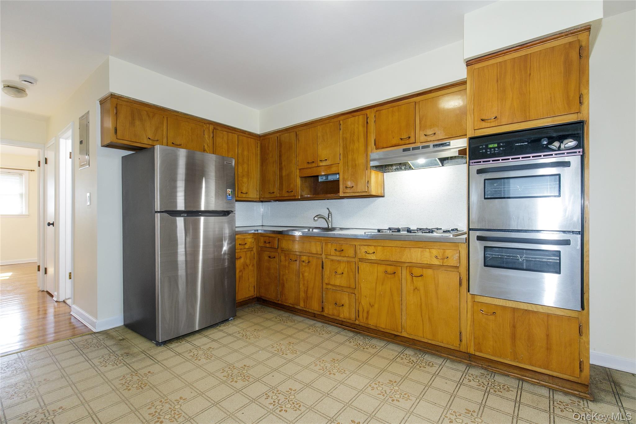 #20 photo, 22114 Fairbury Avenue, クイーンズ区 Queens Village , NY 11428