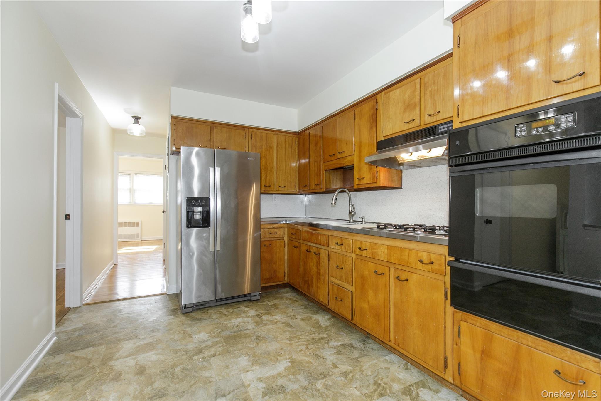 #9 photo, 22114 Fairbury Avenue, クイーンズ区 Queens Village , NY 11428