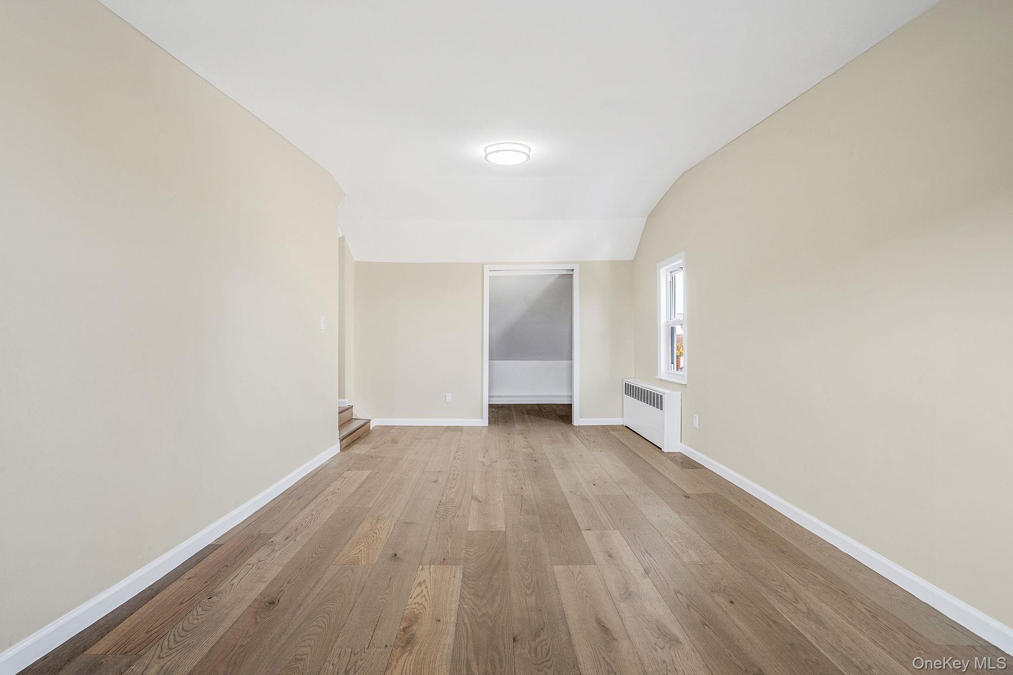 #14 photo, 37 Chickadee Lane, ナッソー郡 Levittown , NY 11756