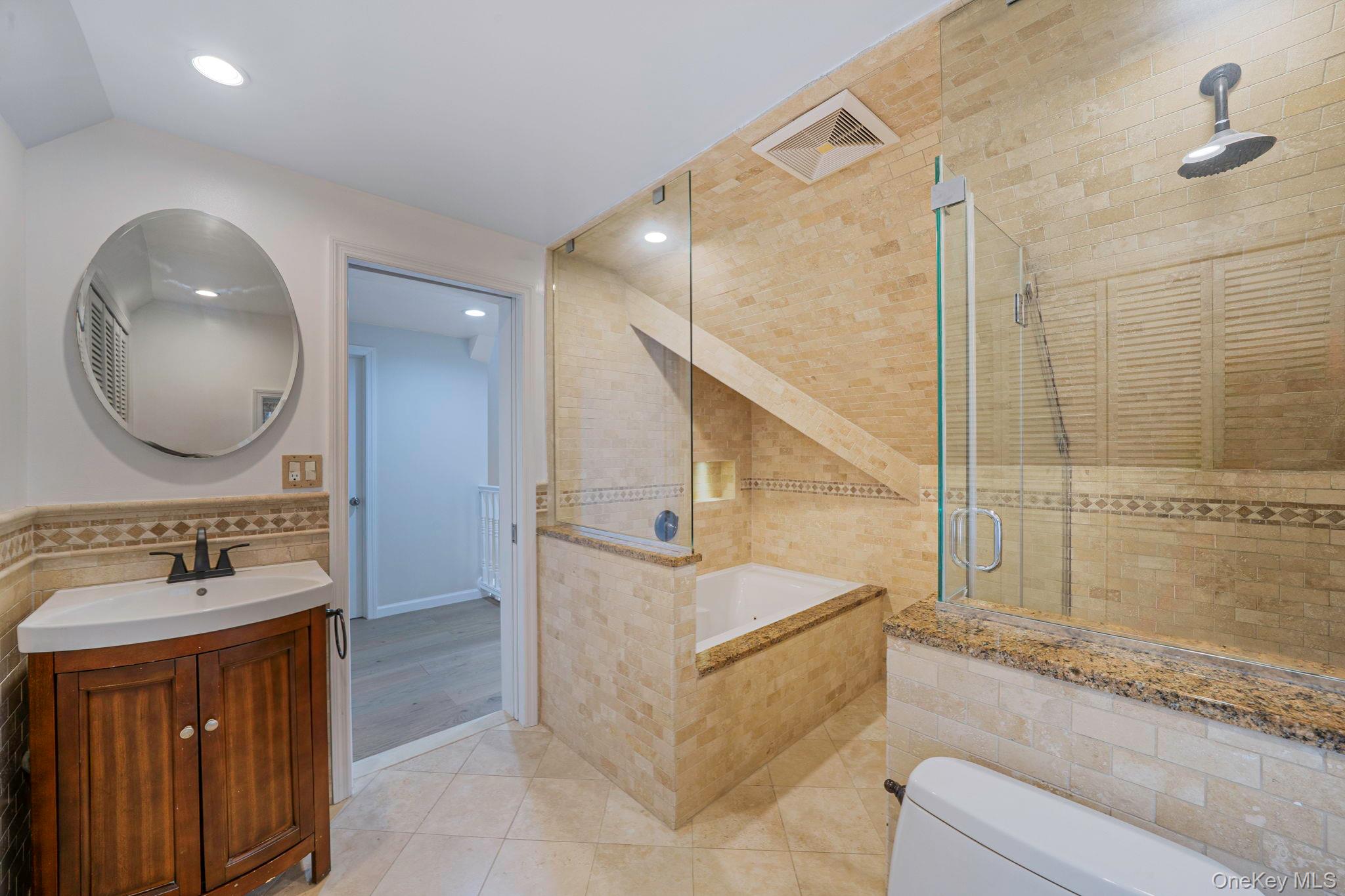 #18 photo, 37 Chickadee Lane, ナッソー郡 Levittown , NY 11756