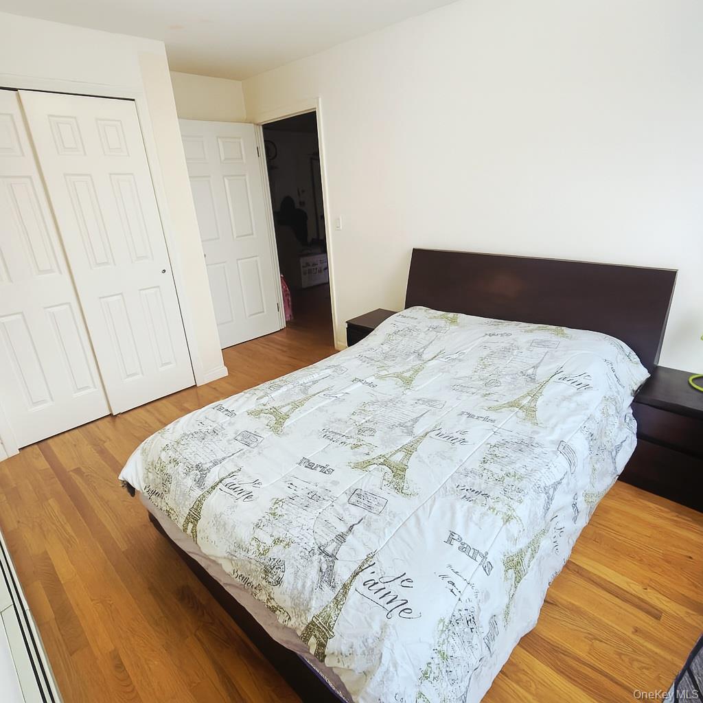 #7 photo, 140-32 Cherry Avenue, Flushing , NY 11355