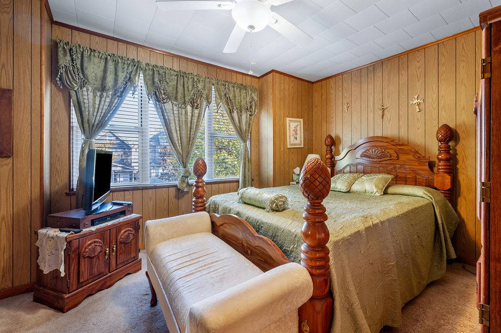 #14 photo, 78-14 64th Place, Glendale , NY 11385