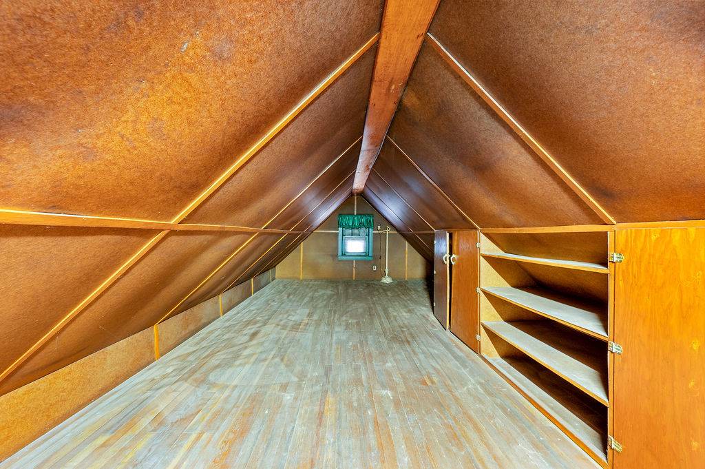 #18 photo, 78-14 64th Place, Glendale , NY 11385