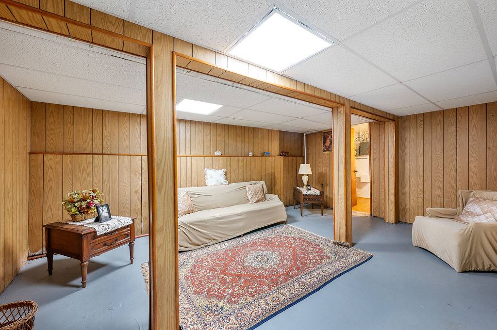 #20 photo, 78-14 64th Place, Glendale , NY 11385