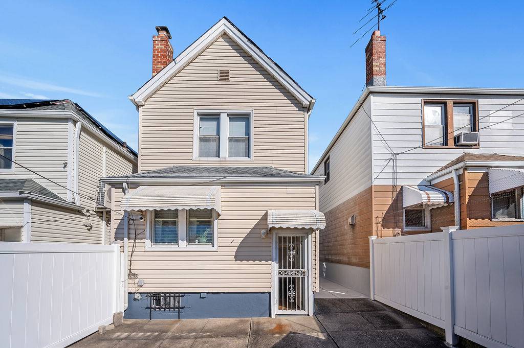 #25 photo, 78-14 64th Place, Glendale , NY 11385