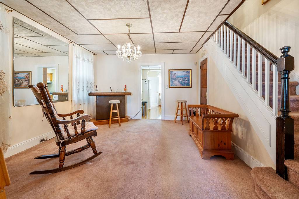 #7 photo, 78-14 64th Place, Glendale , NY 11385