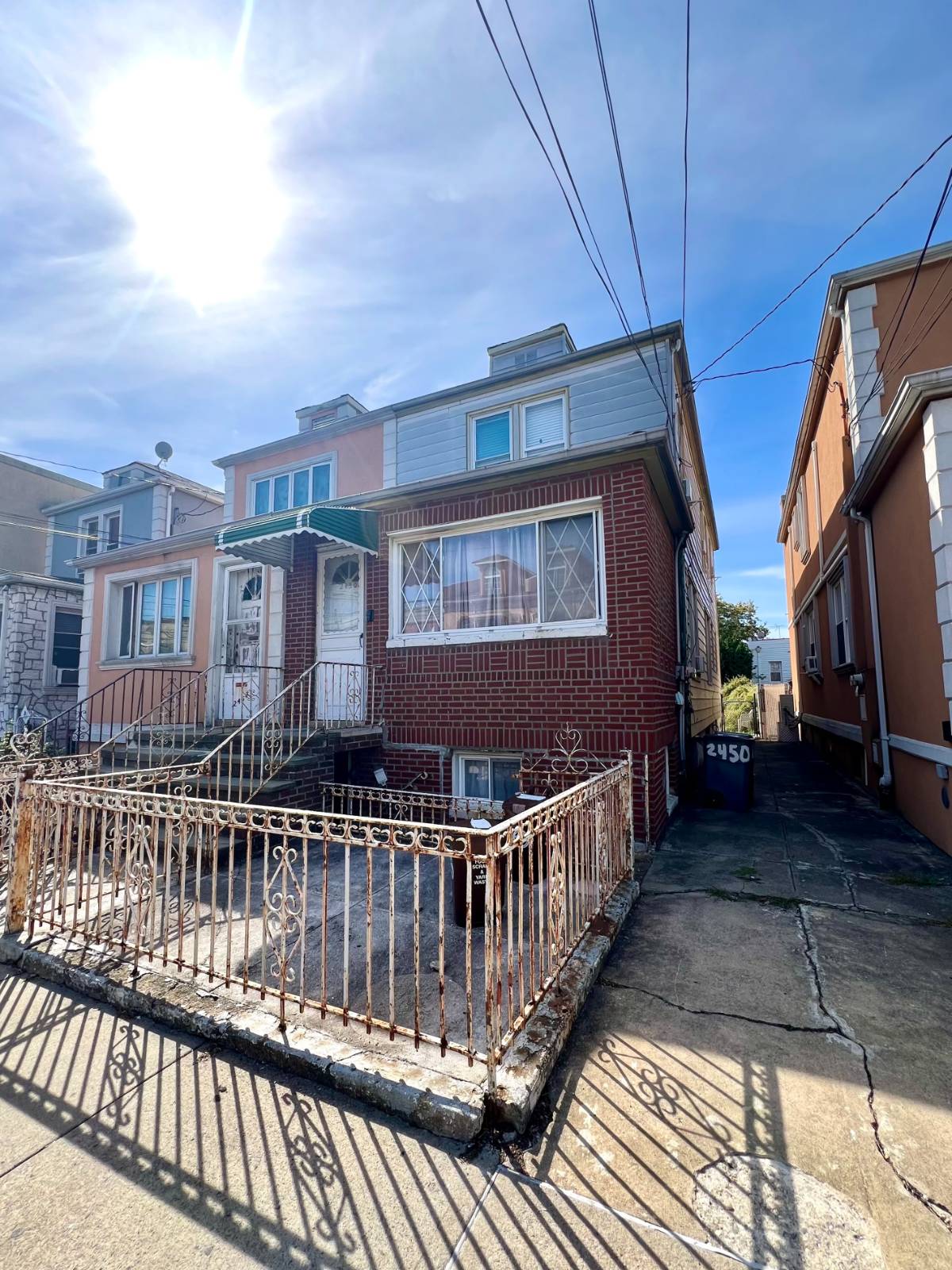 #2 photo, 2450 West St, ブルックリン区 Gravesend , NY 11223