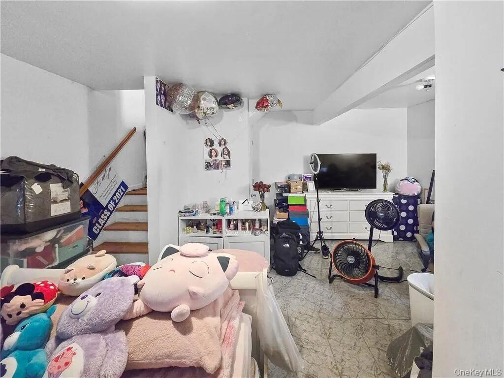 #7 photo, 2737 Lawton Avenue, ブロンクス区 Bronx , NY 10465