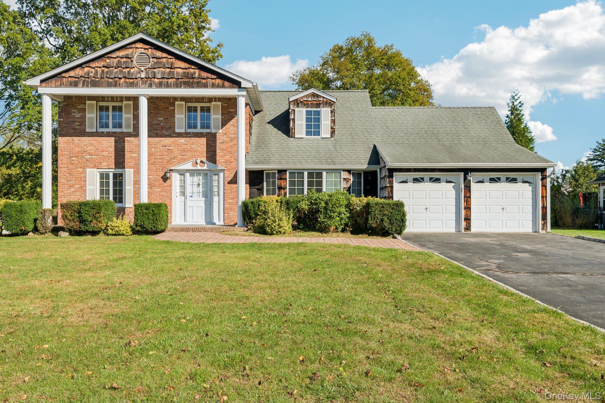 #1 photo, 10 Aron Drive, Woodbury , NY 11797