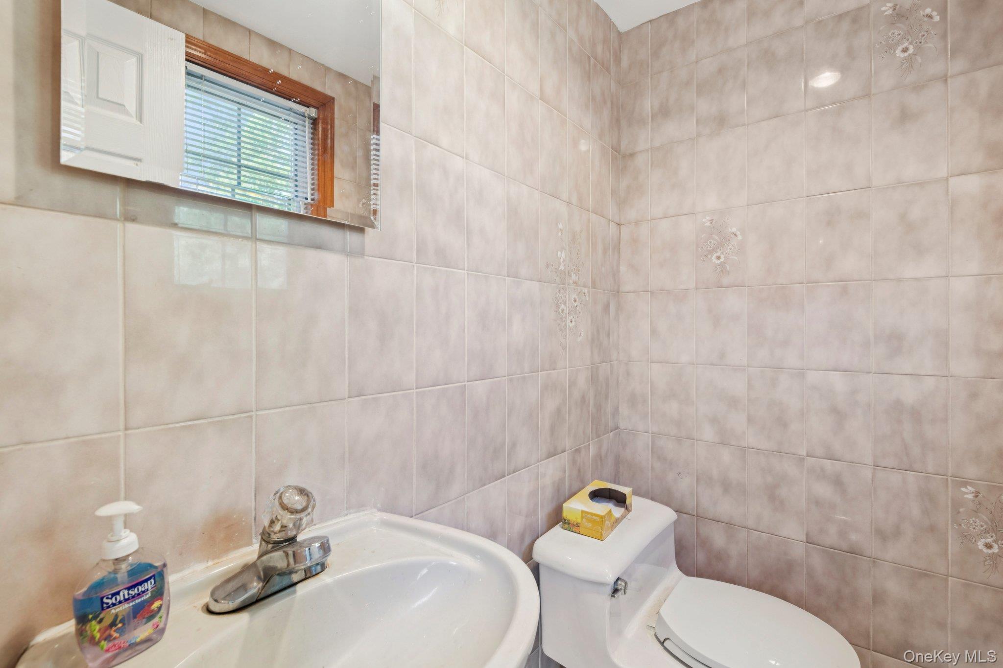 #10 photo, 10 Aron Drive, Woodbury , NY 11797