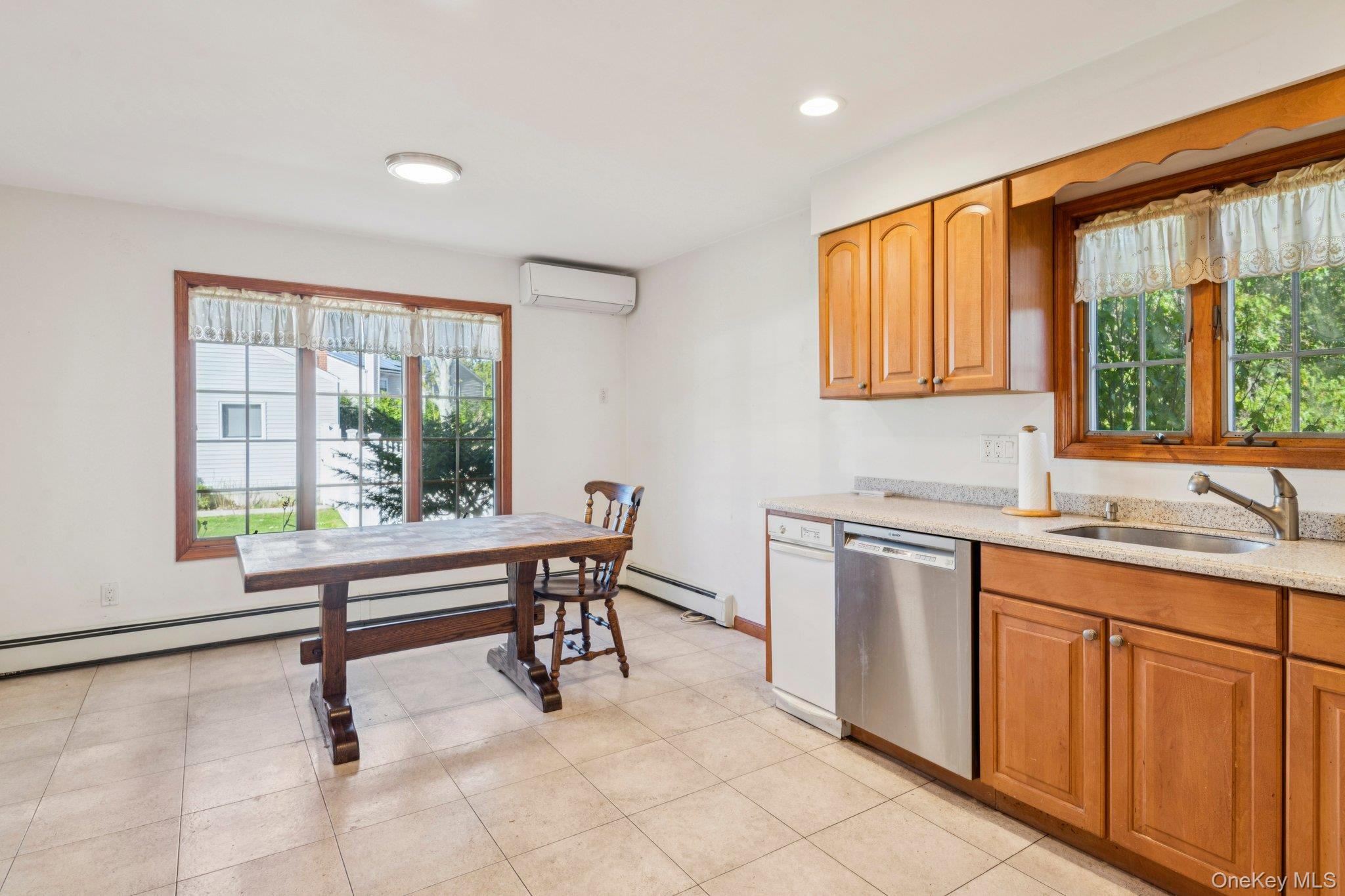 #14 photo, 10 Aron Drive, Woodbury , NY 11797