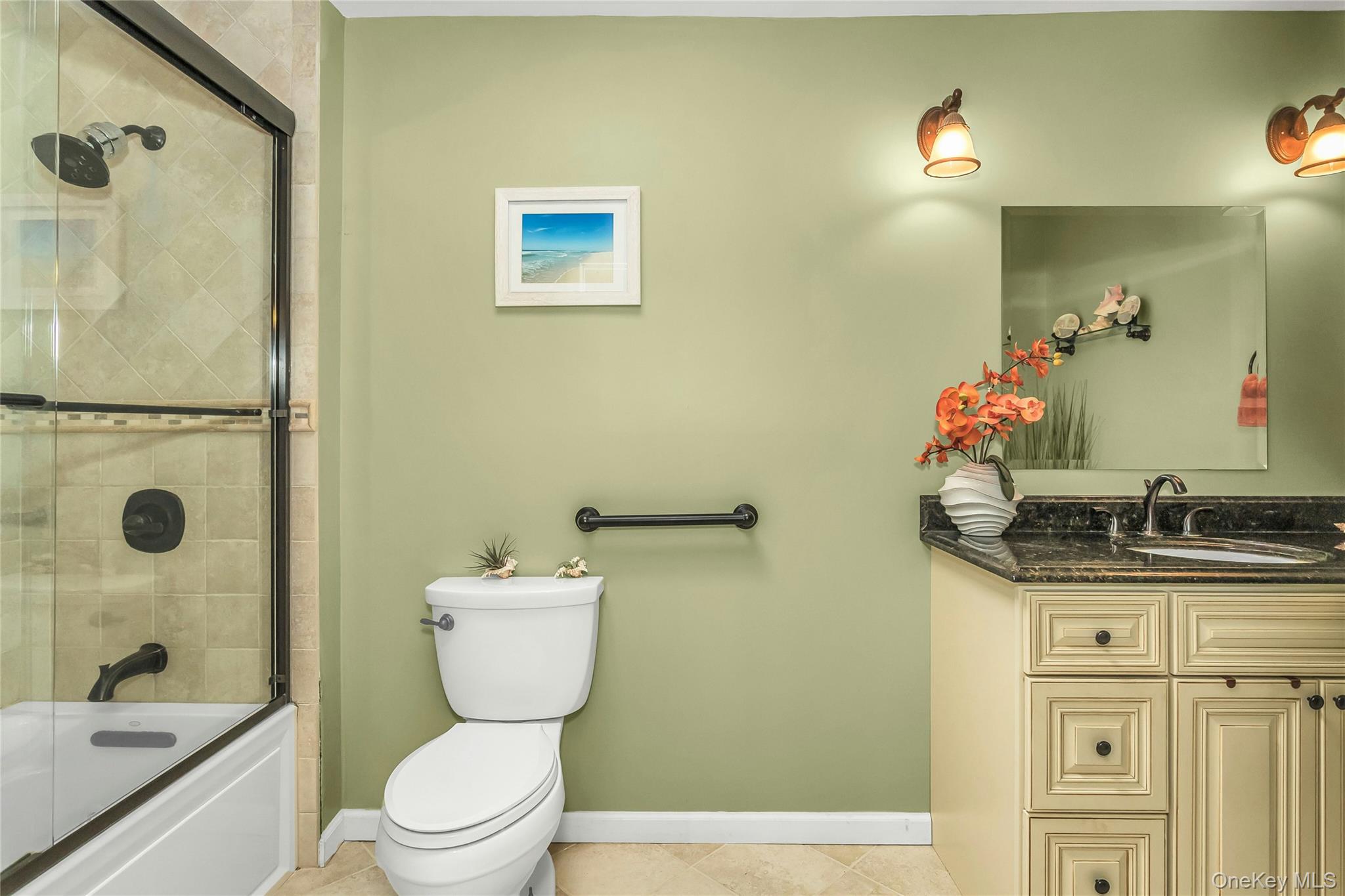 #8 photo, 2466 Army Place, ナッソー郡 Bellmore , NY 11710