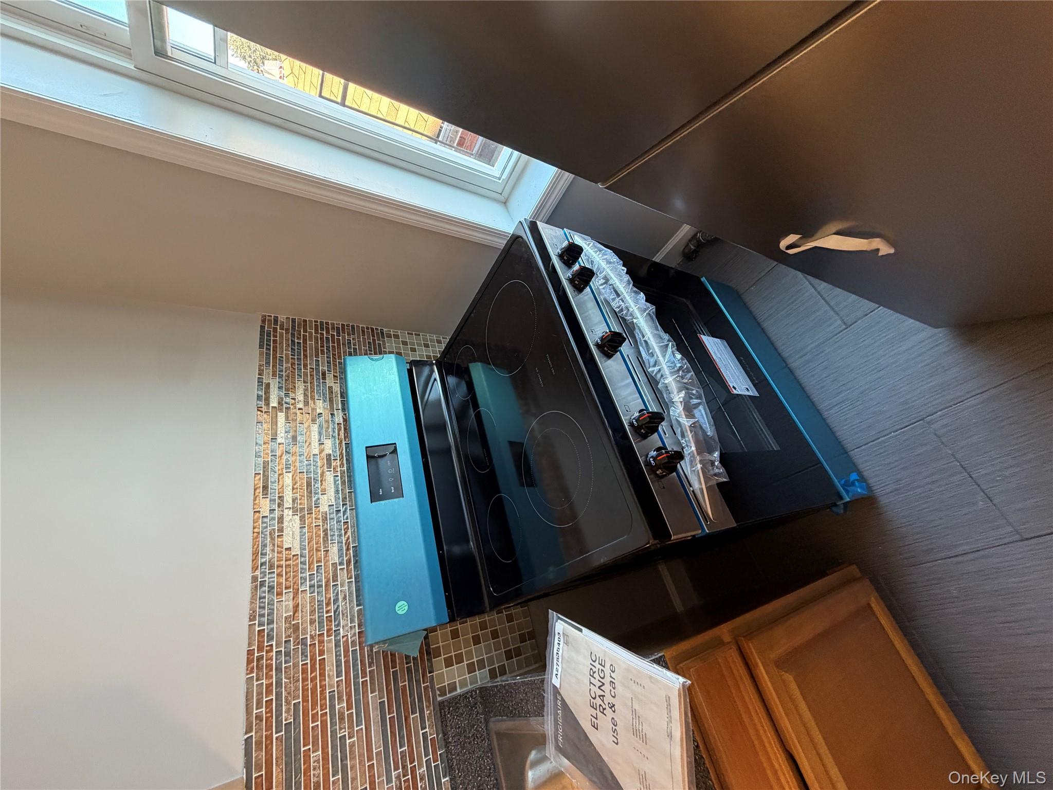 #4 photo, 3728 Paulding Avenue, ブロンクス区 Bronx , NY 10469