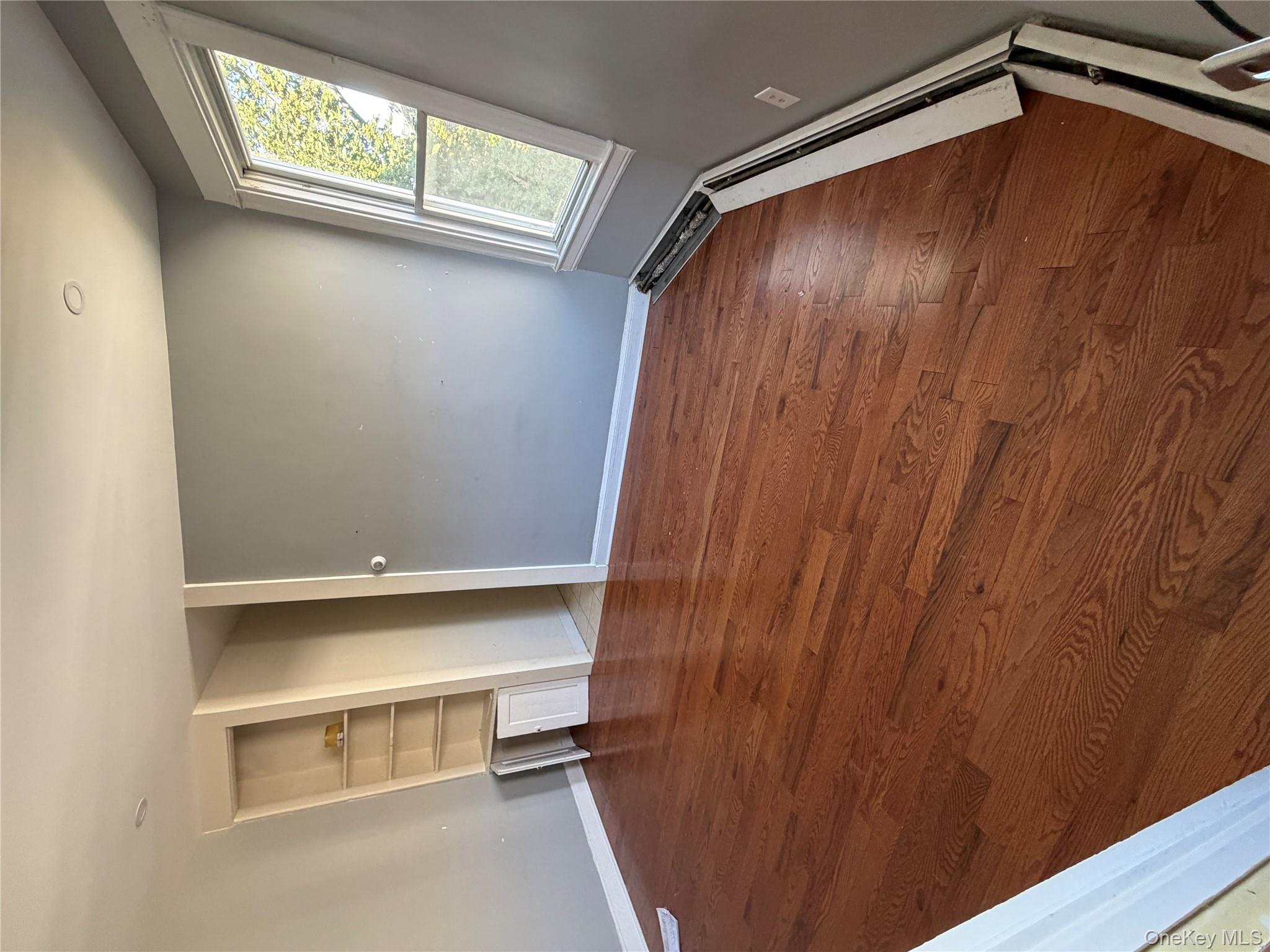 #7 photo, 47 Cliff Street, Yonkers , NY 10701