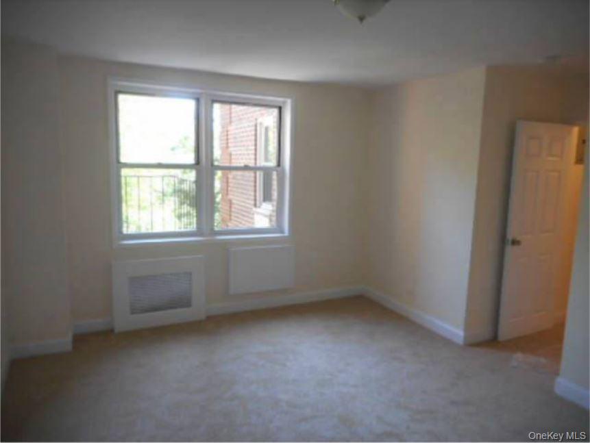 #8 photo, 5 Sadore Ln, Yonkers , NY 10710