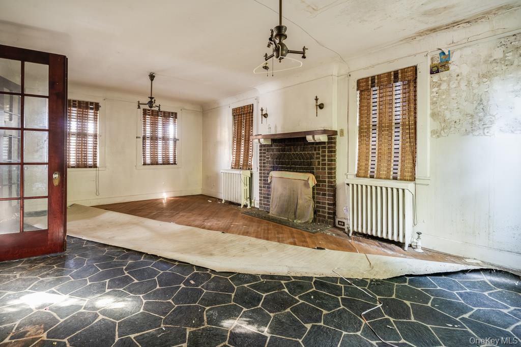 #4 photo, 76 Leroy Place, Newburgh , NY 12550