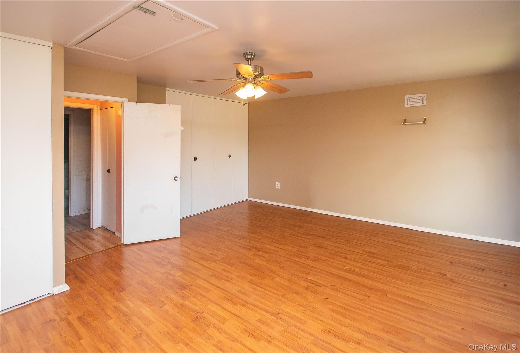 #12 photo, 1807 Holly Walk, Poughkeepsie , NY 12603