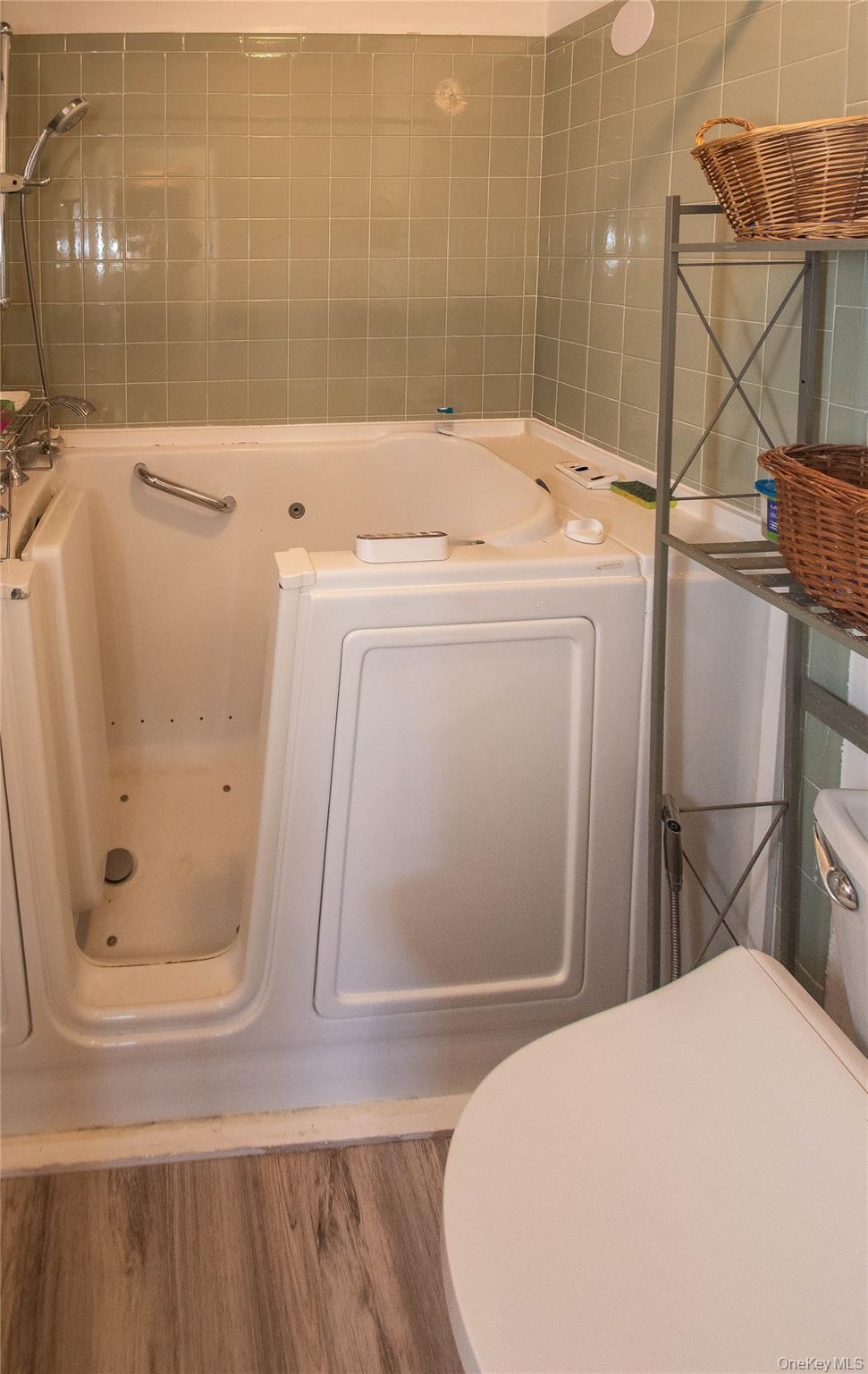 #13 photo, 1807 Holly Walk, Poughkeepsie , NY 12603