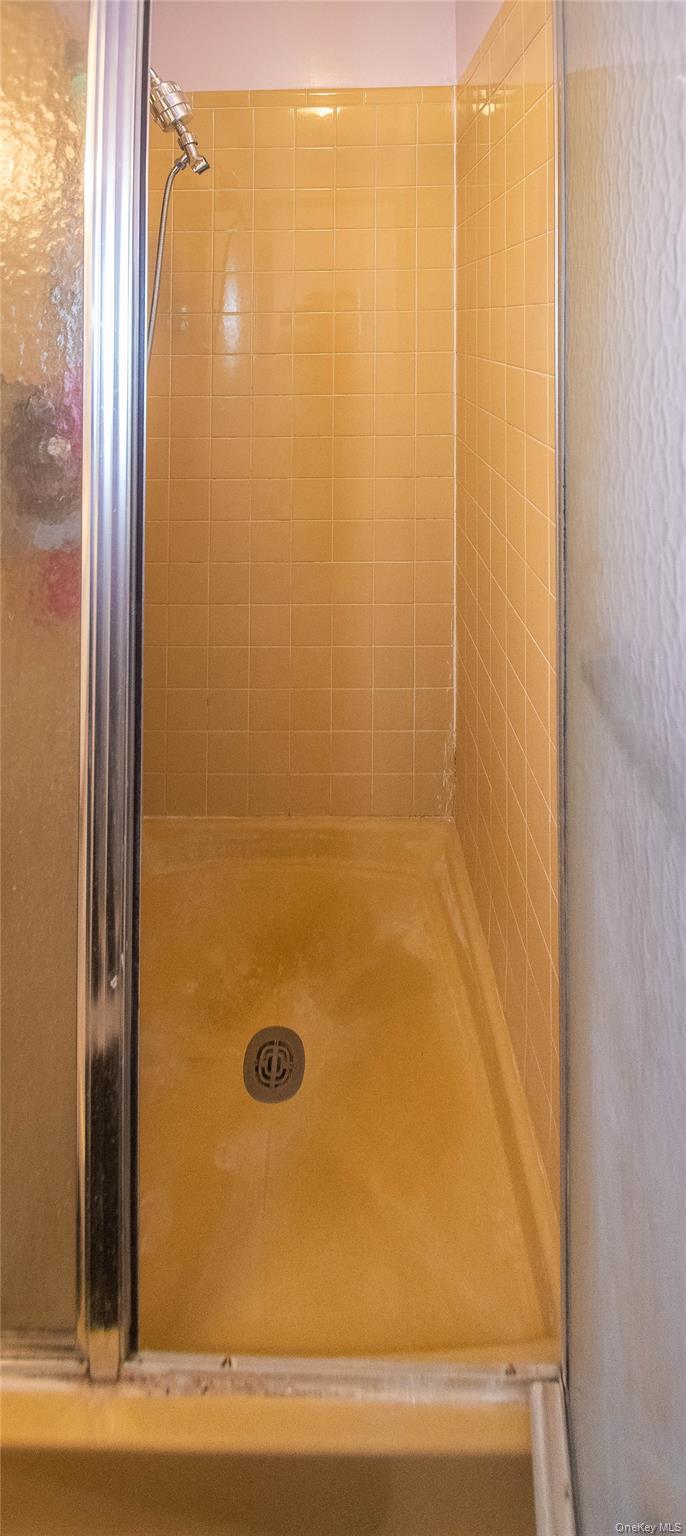 #18 photo, 1807 Holly Walk, Poughkeepsie , NY 12603